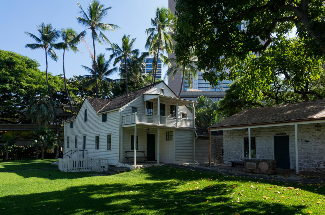 oldest-frame-building-hawaii-mission-houses